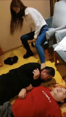 图片[5]_【七颜】长靴全体重踩踏父子狗 bf24893_HD绳艺资源