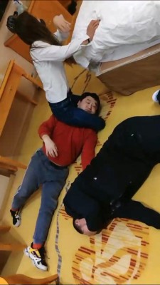 图片[7]_【七颜】长靴全体重踩踏父子狗 bf24893_HD绳艺资源