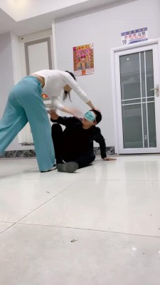 图片[4]_【孤傲女帝】高难度挑战飞踹耳光专场 bf24853_HD绳艺资源