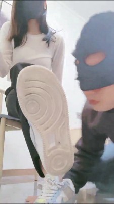 图片[2]_【妮蔻S】小白鞋棉袜训练老狗 bf24818_HD绳艺资源