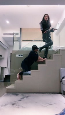 【靴嘉倪】迷恋长靴狂舔狗 bf25031_HD绳艺资源