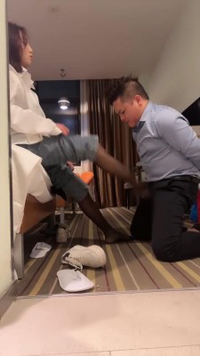 图片[8]_【术术】素人库里丝高难度挑战虐-全体重踩跺/虐乳腿绞 bf25035_HD绳艺资源