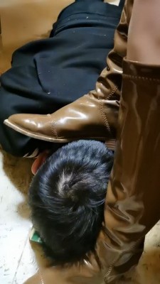 图片[4]_【文文文】KTV被双S精神小妹艺术虐打【双视角版】 bf25120_HD绳艺资源