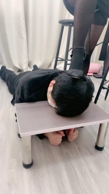 图片[2]_【悠悠大魔王】双S黑丝高跟踩狗奴【双视角版】 bf25028_HD绳艺资源