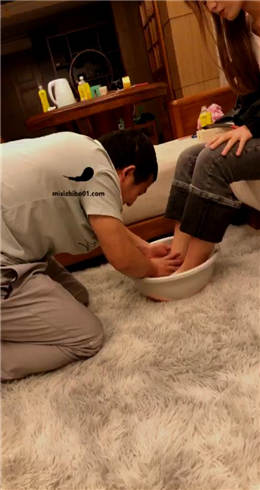 图片[2]_【欣欣S】家奴伺候洗脚 按摩    JS23030113_HD绳艺资源