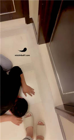 【KK】给贱狗艺术马桶圣水，漱口水  JS23030103_HD绳艺资源