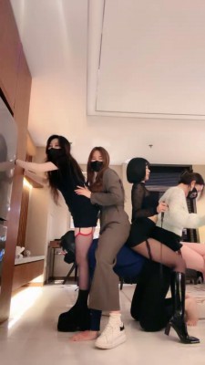 图片[8]_【维妮】4S齐聚虐杀-轮流重度提档/训练虐打【四视角剪辑版】bf25280_HD绳艺资源