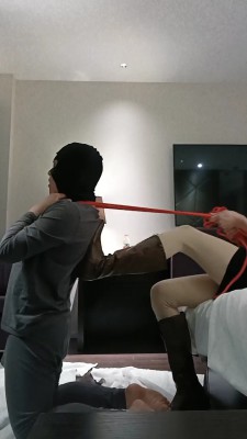 图片[3]_【米小唐】长靴踩踏提档/绳子嘞脖窒息 bf25289_HD绳艺资源