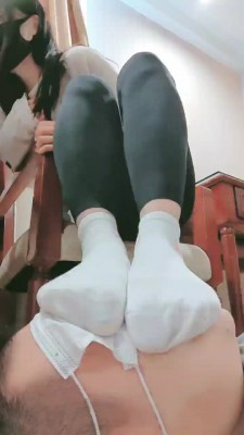 图片[8]_【妮蔻】晨跑后的原味鞋袜闻个狗 bf25277_HD绳艺资源