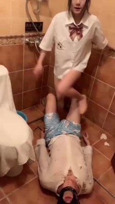 图片[4]_【宝爷】超重口-踩踏强迫吃呕吐物 bf25328_HD绳艺资源