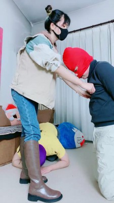 图片[4]_【美离子】驯化双狗保养皮靴当坐垫/踩踏虐乳 bf25247_HD绳艺资源