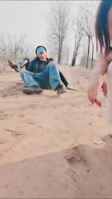 图片[3]_【高冷女帝】户外爆踹跟踪狂 bf25257_HD绳艺资源