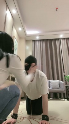 图片[9]_【漫漫】刑虐-提档/短靴全体重踩踏/闻白袜 bf25253_HD绳艺资源