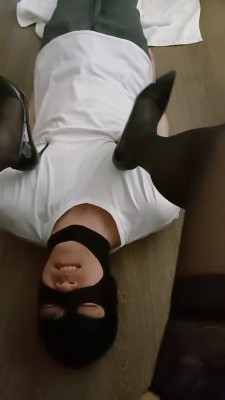 【米小唐】开发新狗高跟虐乳/勒脖黑丝脚深喉 bf25180_HD绳艺资源