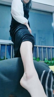 图片[4]_【青青】素人御姐训狗舔脚/口水/当坐垫 bf25178_HD绳艺资源