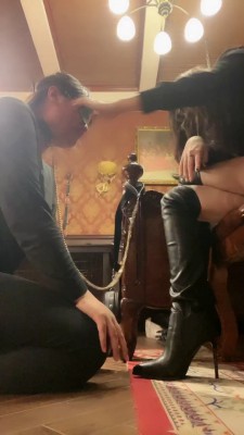 【微甜】真实虐哭女奴-暴打/长靴大力踩 bf25537_HD绳艺资源