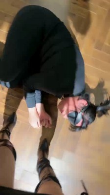 图片[4]_【微甜】真实虐哭女奴-暴打/长靴大力踩 bf25537_HD绳艺资源