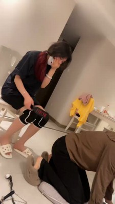 【橘子没熟】奴下奴-教女奴玩哭母畜/舔脚/sp耳光狠抽 bf25568_HD绳艺资源