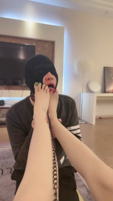 图片[8]_【萱萱】双S挑战偷丝袜同学/臭丝袜捂狗/碾压狗头【双视角完整版】bf25540_HD绳艺资源