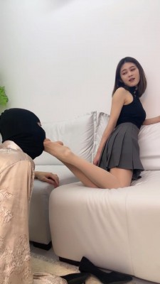 图片[7]_【狗哥】高跟诱惑调-丝袜脚扩张狗嘴/踩踏裸足捂脸窒息 bf25563_HD绳艺资源