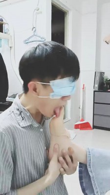 图片[7]_【美娜格格】帆布鞋白袜裸足欺负小奶狗 bf25548_HD绳艺资源