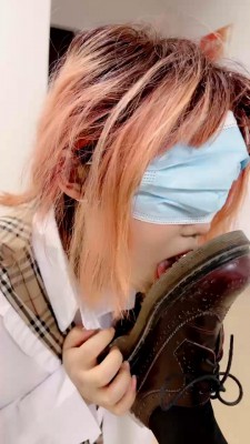 图片[3]_【桃子S】母畜-女闺蜜犯贱/嘴塞内裤喝圣水/舔脏鞋底/丝袜套头 bf25506_HD绳艺资源