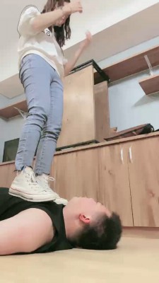 图片[2]_【小劳拉】跆拳道女神暴打/踩踏/艺术闻鞋 bf25496_HD绳艺资源