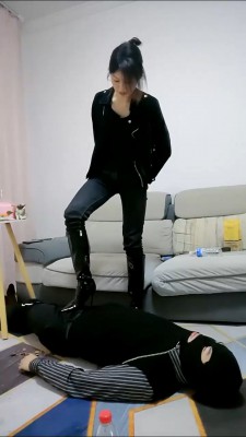 图片[7]_【婉儿】踩踏/口水/喂食 bf25490_HD绳艺资源