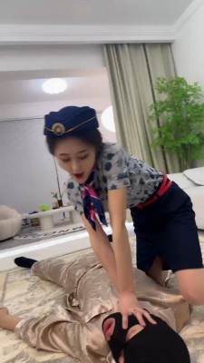 图片[11]_【狗哥】空姐制服诱惑-高跟踩/骑马/肉丝深喉踩脖 bf25512_HD绳艺资源