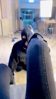 图片[4]_【冷鸢大大】双S-长靴高跟踩踏/口吐食物【双视角版】 bf25403_HD绳艺资源