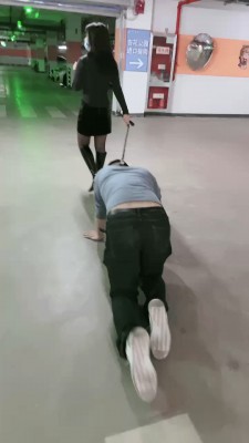 图片[8]_【依艺】情侣主-车库调绿帽/骑马/长靴踩踏/遛狗喂食 bf25410_HD绳艺资源