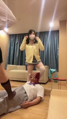 【绿子S】双S萝莉主首调废物绿帽【双视角版】 bf25375_HD绳艺资源