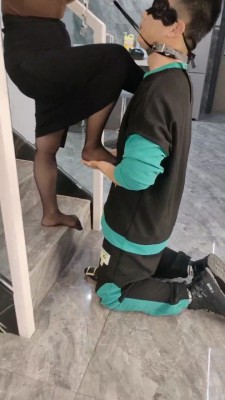 图片[6]_【辣姐S】高跟踩踏高难度挑战耳光/塞艺术装置/吃丝袜/人体家具 bf25777_HD绳艺资源