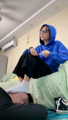 图片[9]_【艾莉】帆布鞋白袜全体重踩踏/转胯 bf25784_HD绳艺资源