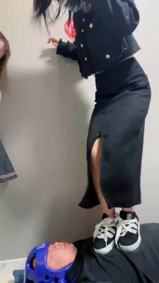 图片[6]_【精神小妹】双学生S骑马/遛狗/踩踏提档/深喉 bf25841_HD绳艺资源