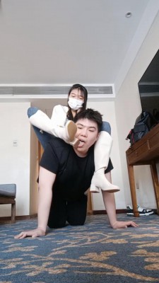 图片[2]_【小主十言】白靴羞辱全体重踩踏/踢裆虐乳/舔脚上浓痰 bf25762_HD绳艺资源