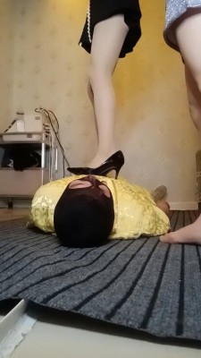 图片[9]_【爱秀】3S足浴店小姐姐玩狗-踢打/高跟踩踏/滴蜡 bf25643_HD绳艺资源