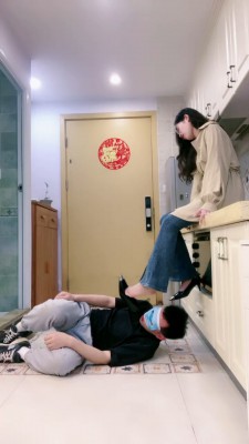 图片[3]_【梵高】伺候主人下班-对高跟鞋磕头/叼鞋/肉丝捂脸 bf25682_HD绳艺资源