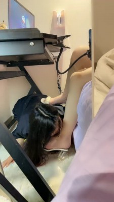 图片[2]_【橘子没熟】母畜-可爱闺蜜羞涩舔脚 bf25687_HD绳艺资源