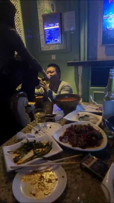 【风风S】KTV玩弄傻狗舔脚/喝圣水 bf25692_HD绳艺资源