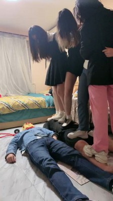 图片[9]_【金桔小主】学生素人精彩调-4S运动鞋全体重踩踏/遛狗/耳光训练bf25658_HD绳艺资源