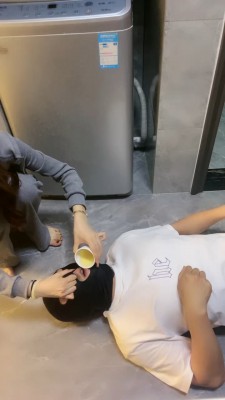 图片[9]_【惜沫】艺术圣水/原味白袜气味羞辱/遛狗转胯 bf25625_HD绳艺资源