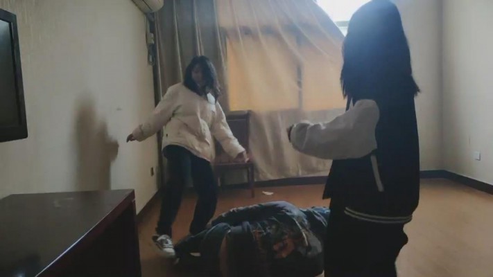 图片[6]_【最抗揍M】3S-素人学生主暴打续集-骑马/踩踏/磕头求饶/耳光 bf26126_HD绳艺资源