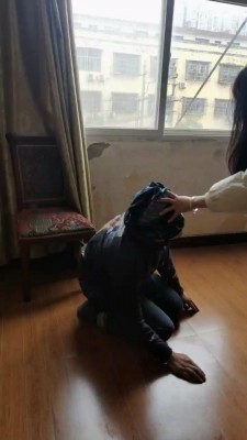 图片[4]_【最抗揍M】双S学生精神小妹高难度挑战调-踢踹/运动鞋踩/骑马转胯 bf26124_HD绳艺资源