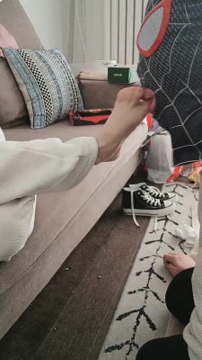 图片[4]_【奶味小仙女】帆布鞋超臭白袜气味羞辱【完整版】 bf26052_HD绳艺资源