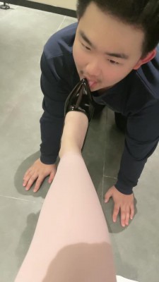 图片[4]_【肉肉】面部摧毁-AJ/高跟踩踏踩脸碾狗爪【完整版】 bf26102_HD绳艺资源