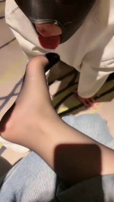 图片[6]_【榕S】御姐黑丝诱惑-碾压喂食/踩狗头狗脖子 bf26054_HD绳艺资源