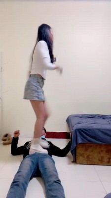 图片[9]_【孤傲女帝】短靴超高难度挑战踢踹/全体重踩  bf26116_HD绳艺资源