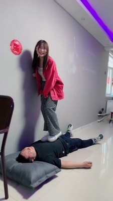 图片[4]_【精神小妹】6S素人学生-全体重踩踏-运动鞋+棉袜 bf26040_HD绳艺资源