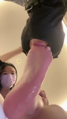 图片[14]_【万一】超脏帆布鞋白袜+肉丝-筷子刑踩/喂食酸奶踩面包/吃脚皮 bf26111_HD绳艺资源